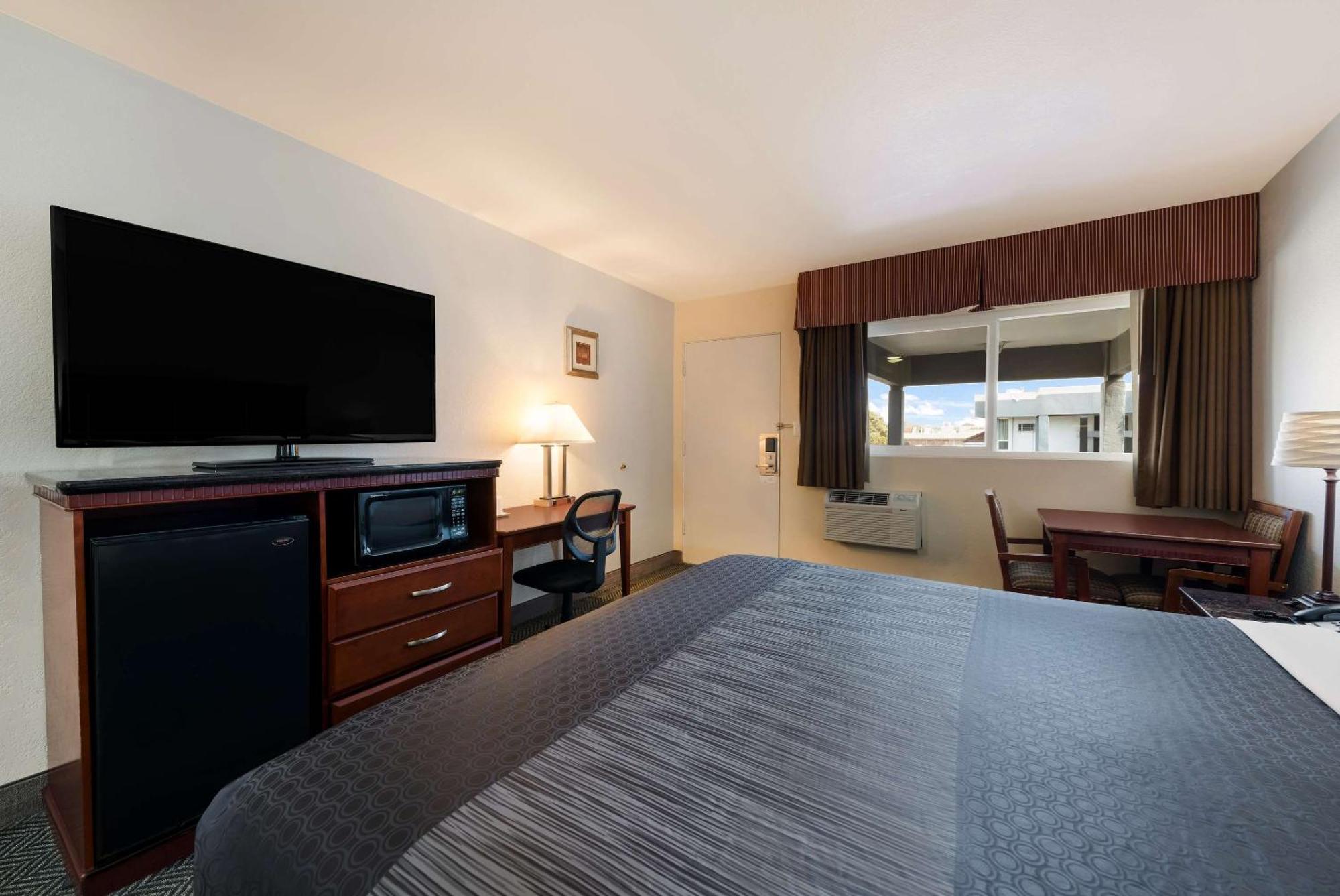 Rodeway Inn South San Francisco Airport Exterior photo